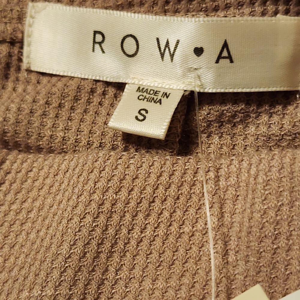 NWT Rowa Womens Waffleknit Sand Brown Shorts in either Small or Medium - Picture 3 of 3